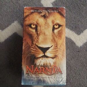 The Chronicles of Narnia Movie Tie In BOXED SET Paperbacks 1-7 CS Lewis